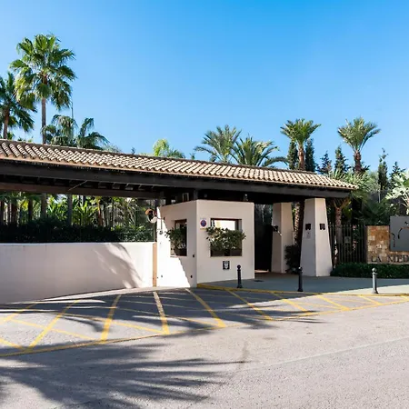 With Pool By Costarentals - Ref M51 * Marbella